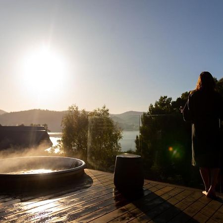 Woodland Bay Retreat-Hot Tub,Sauna And Bayview Retreat Lymington Esterno foto